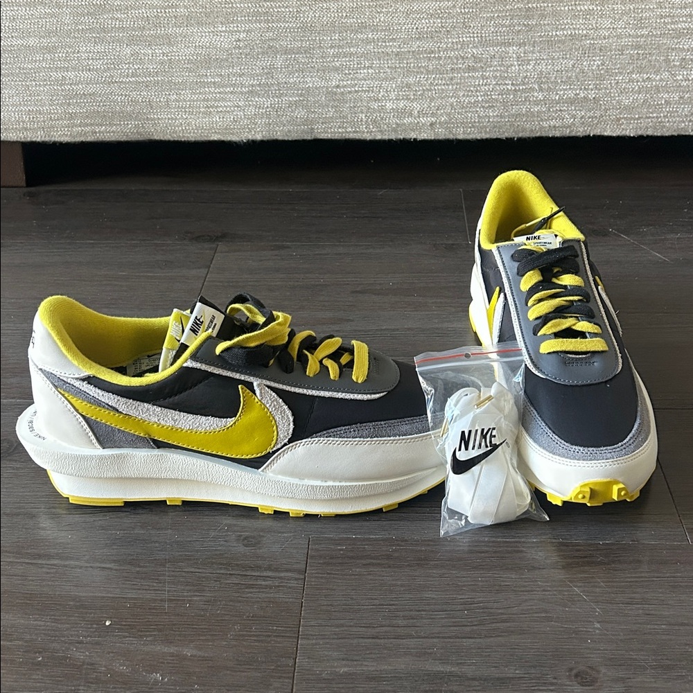 RARE Never Worn!
Nike x sacai x Undercover Collab 
LD Waffle

‘Bright Citron’
